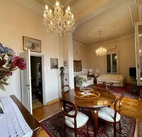 Villa in vendita a Suzzara
