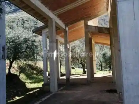 Rustico - Casale in vendita a Itri