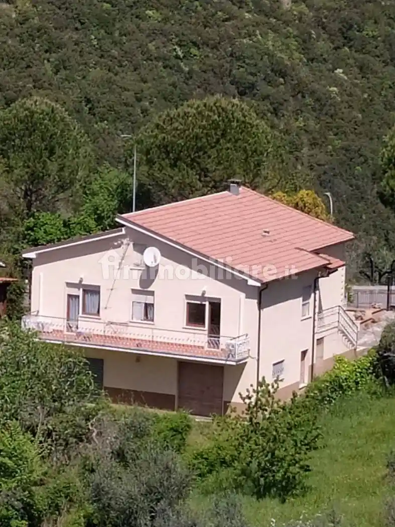 Casa indipendente in vendita a Salisano