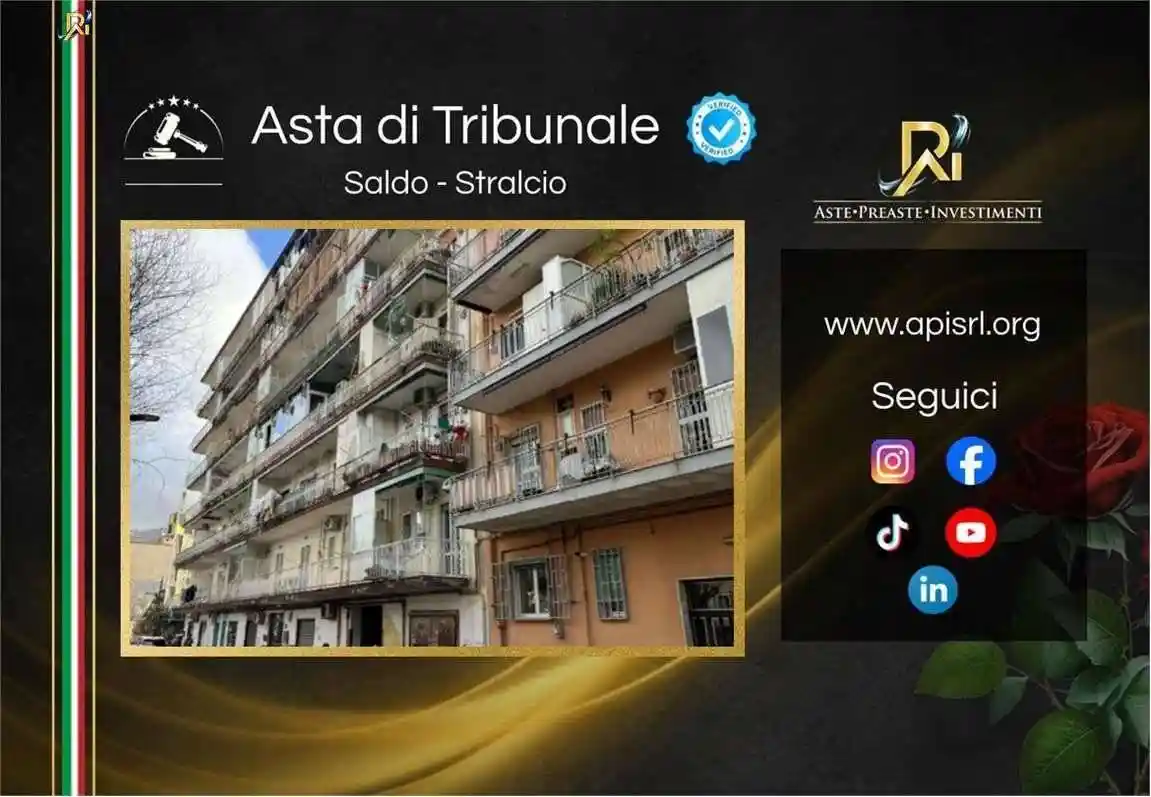 Appartamento in vendita a Napoli