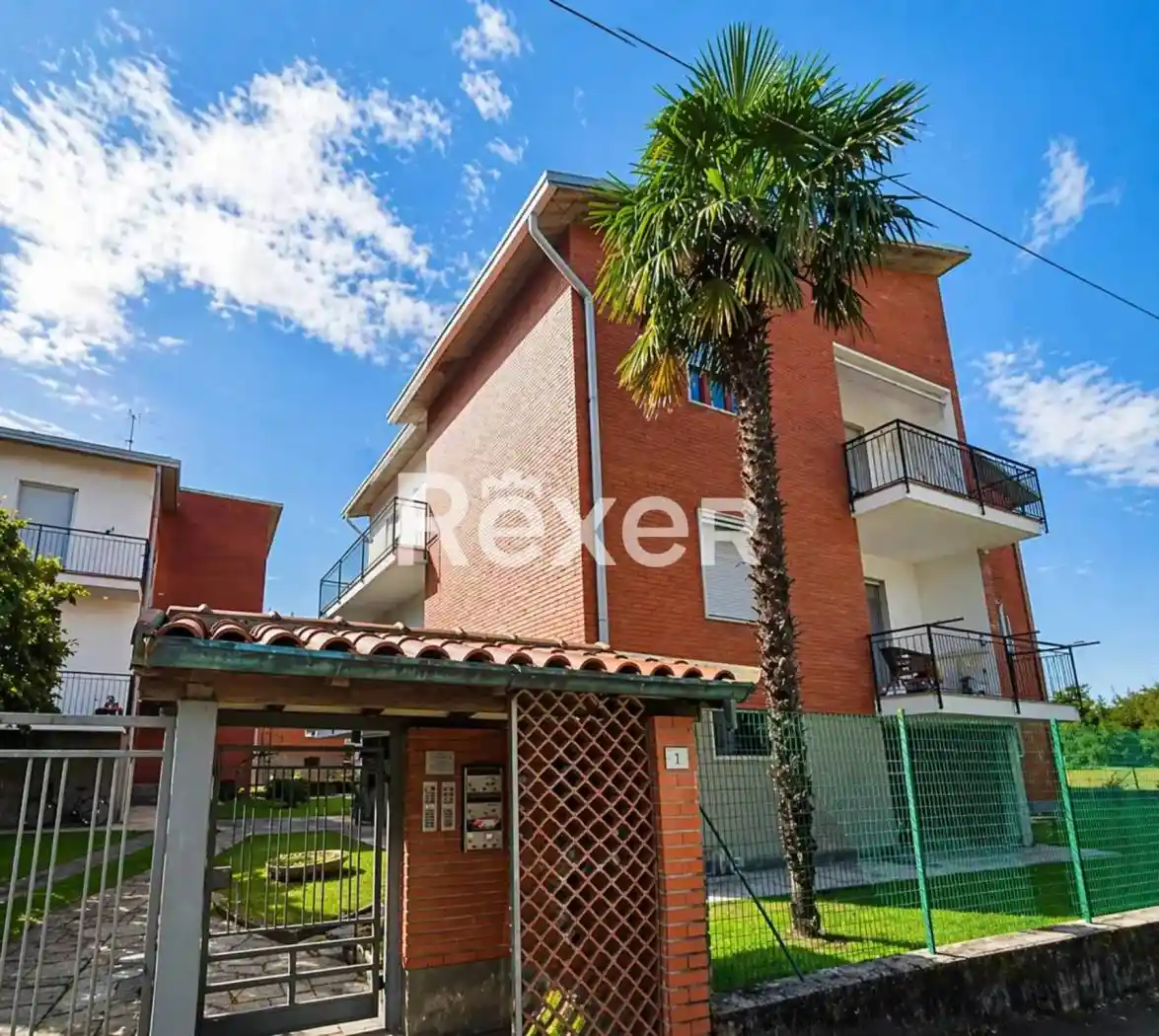 Appartamento in vendita a Cairate