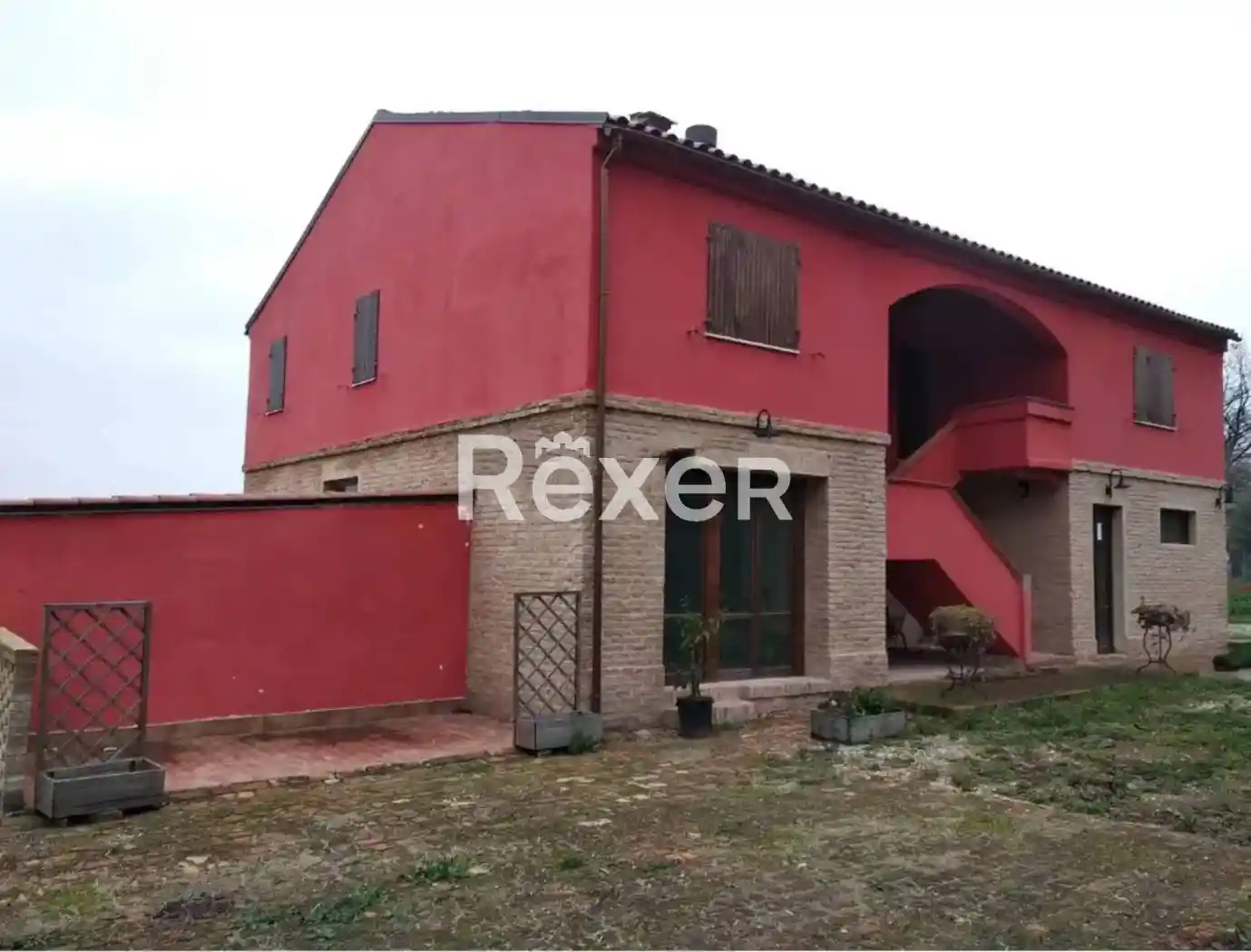 Rustico - Casale in vendita a Montelupone