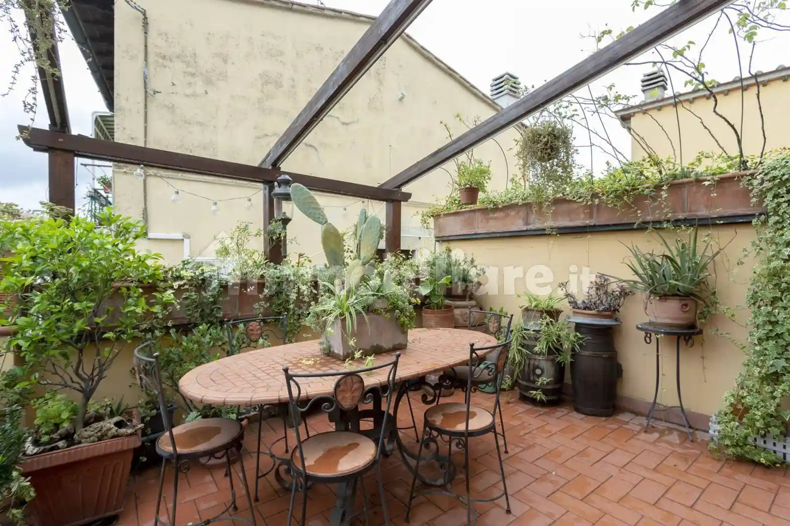 Casa indipendente in vendita a Carmignano