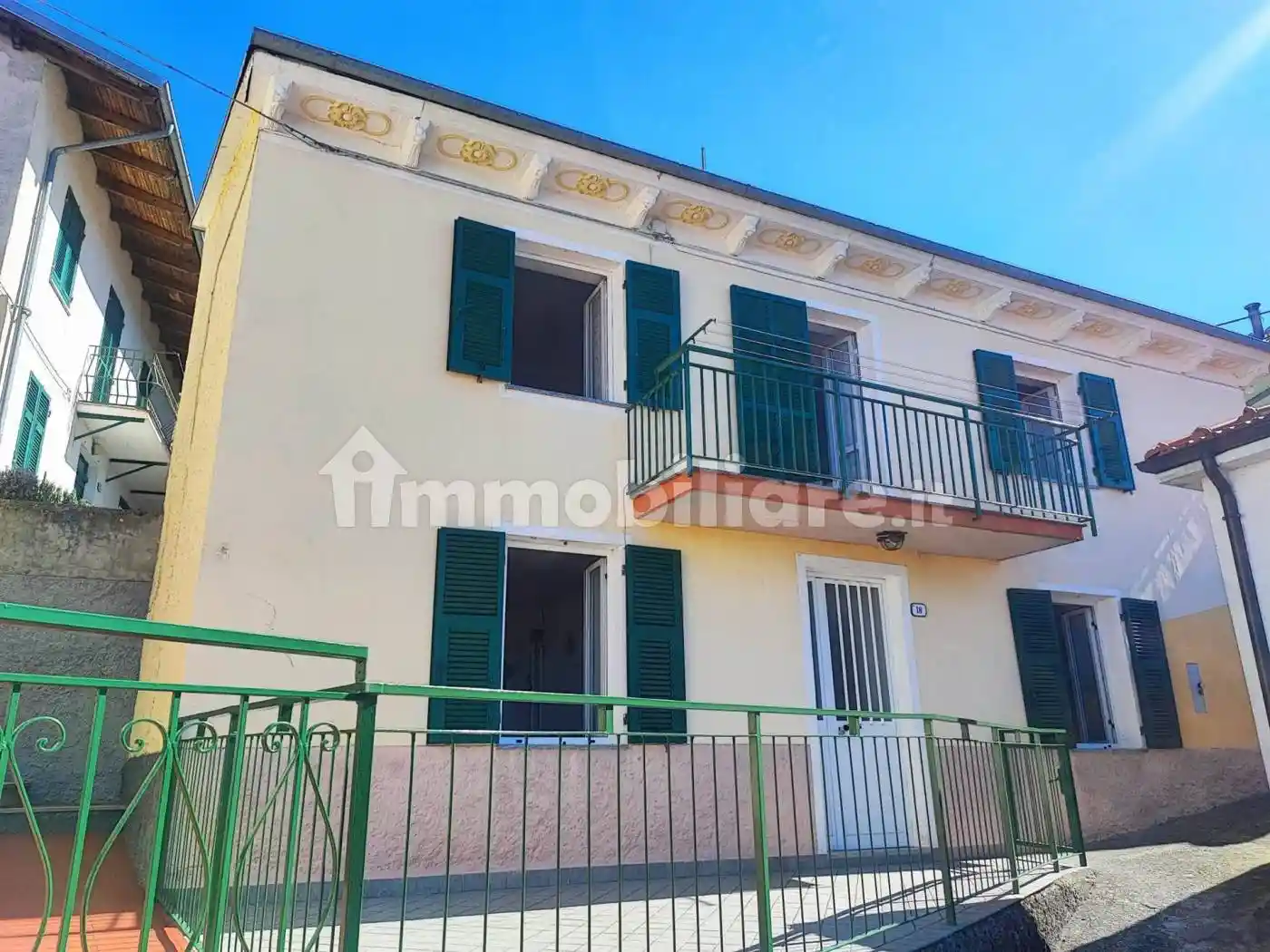 Appartamento in vendita a Cabella Ligure