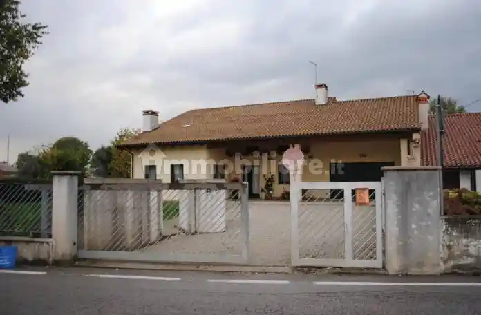 Appartamento in vendita a Rossano Veneto