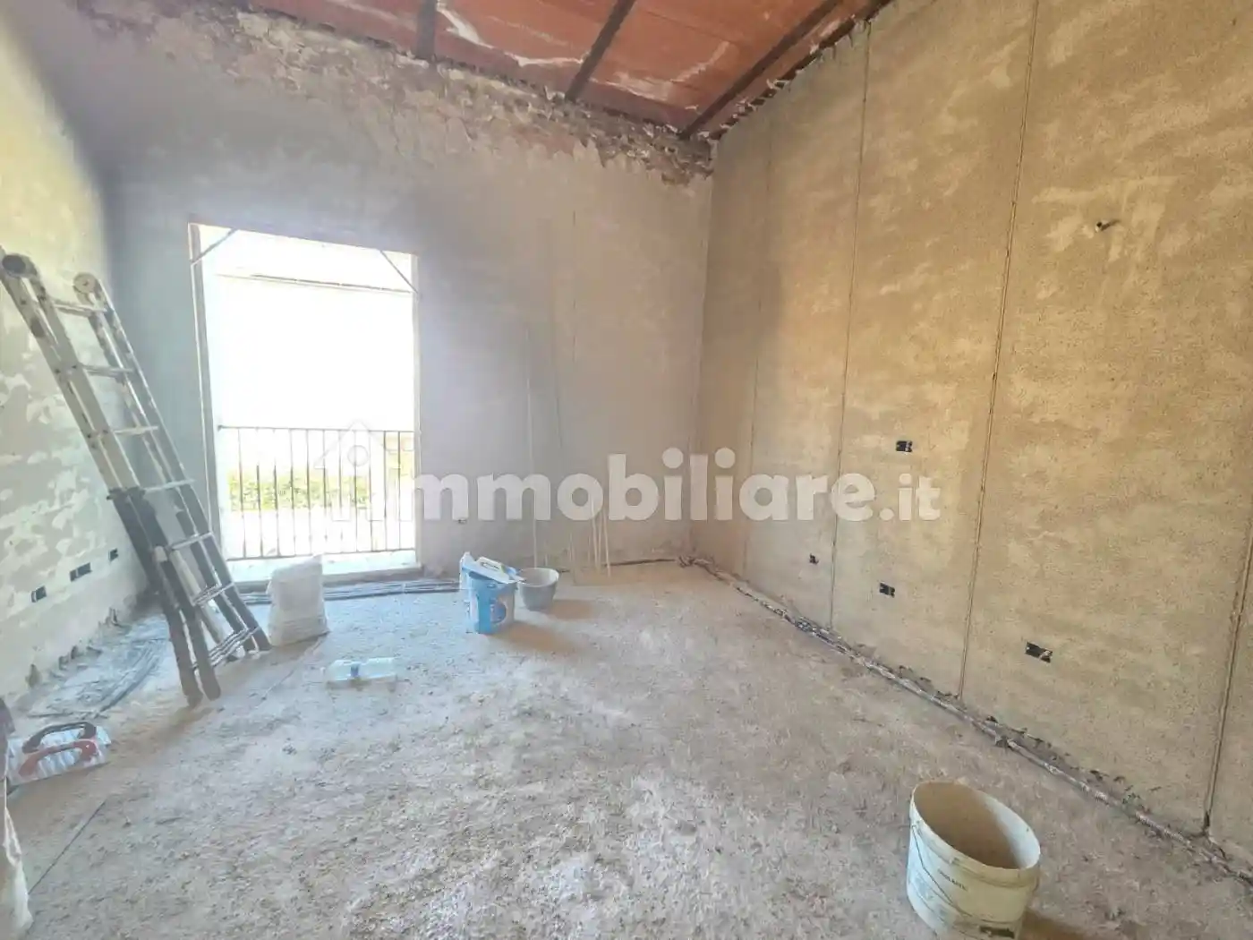 Appartamento in vendita a Cascina