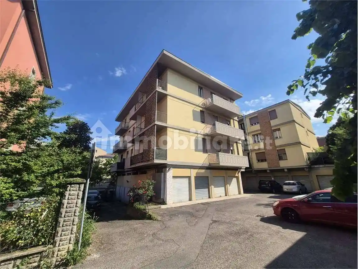 Appartamento in vendita a Modena