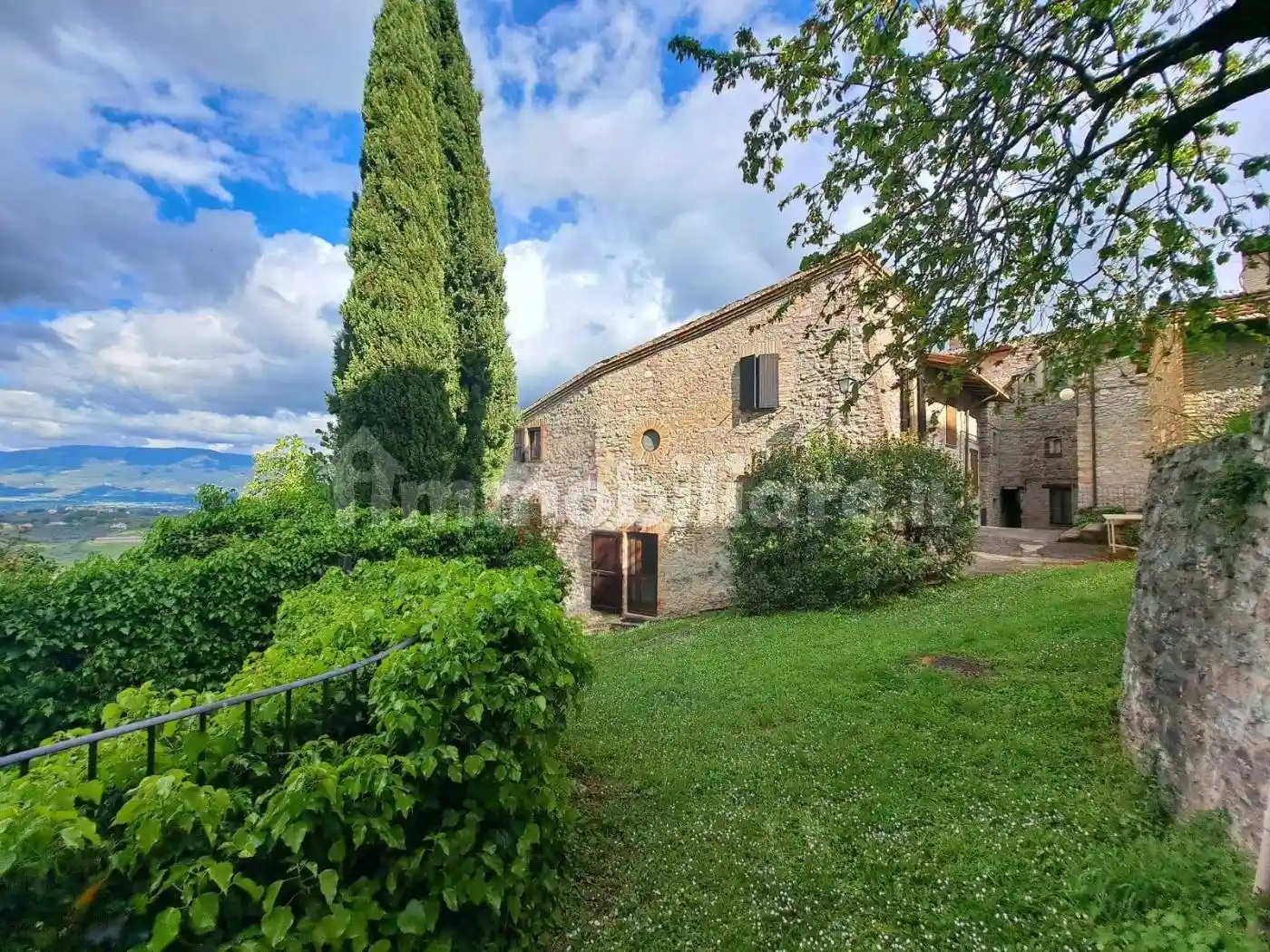 Rustico - Casale in vendita a Giano dell'Umbria