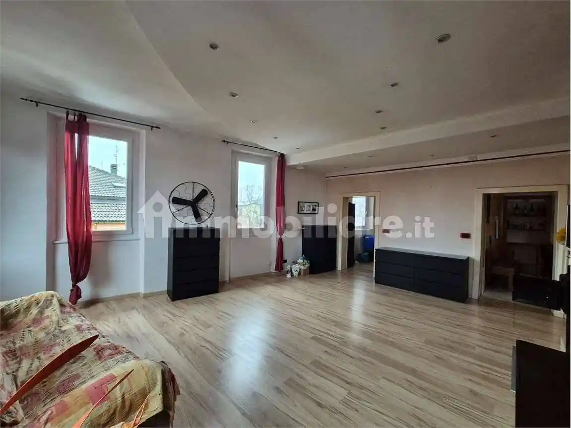 Appartamento in vendita a Lurate Caccivio