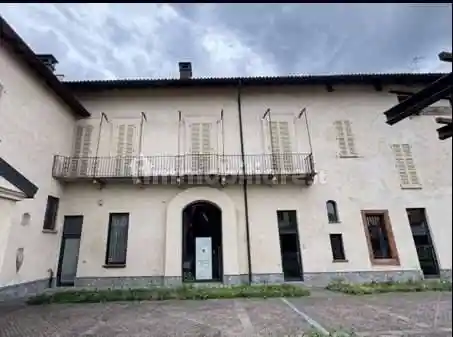 Appartamento in vendita a Locate di Triulzi