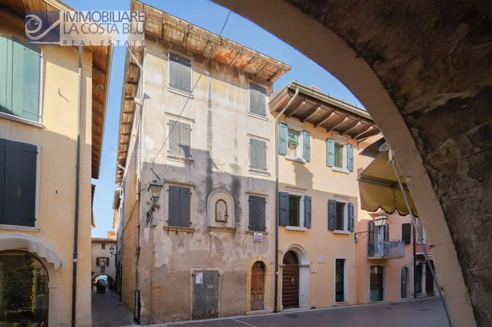 Rustico - Casale in vendita a Torri del Benaco