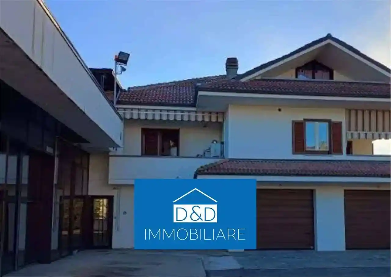 Palazzo - Stabile in vendita a San Giorgio Canavese
