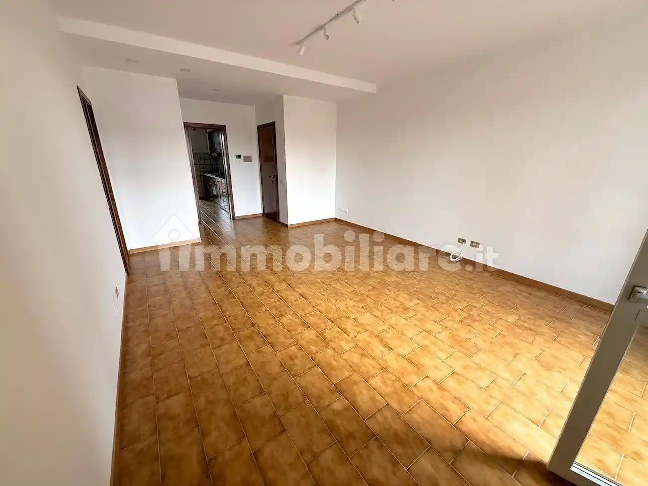 Appartamento in affitto a Villasanta