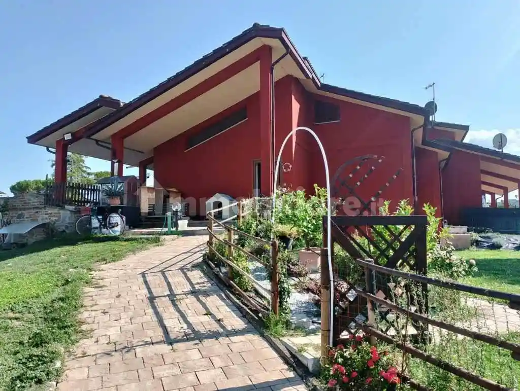 Villa in vendita a Perugia