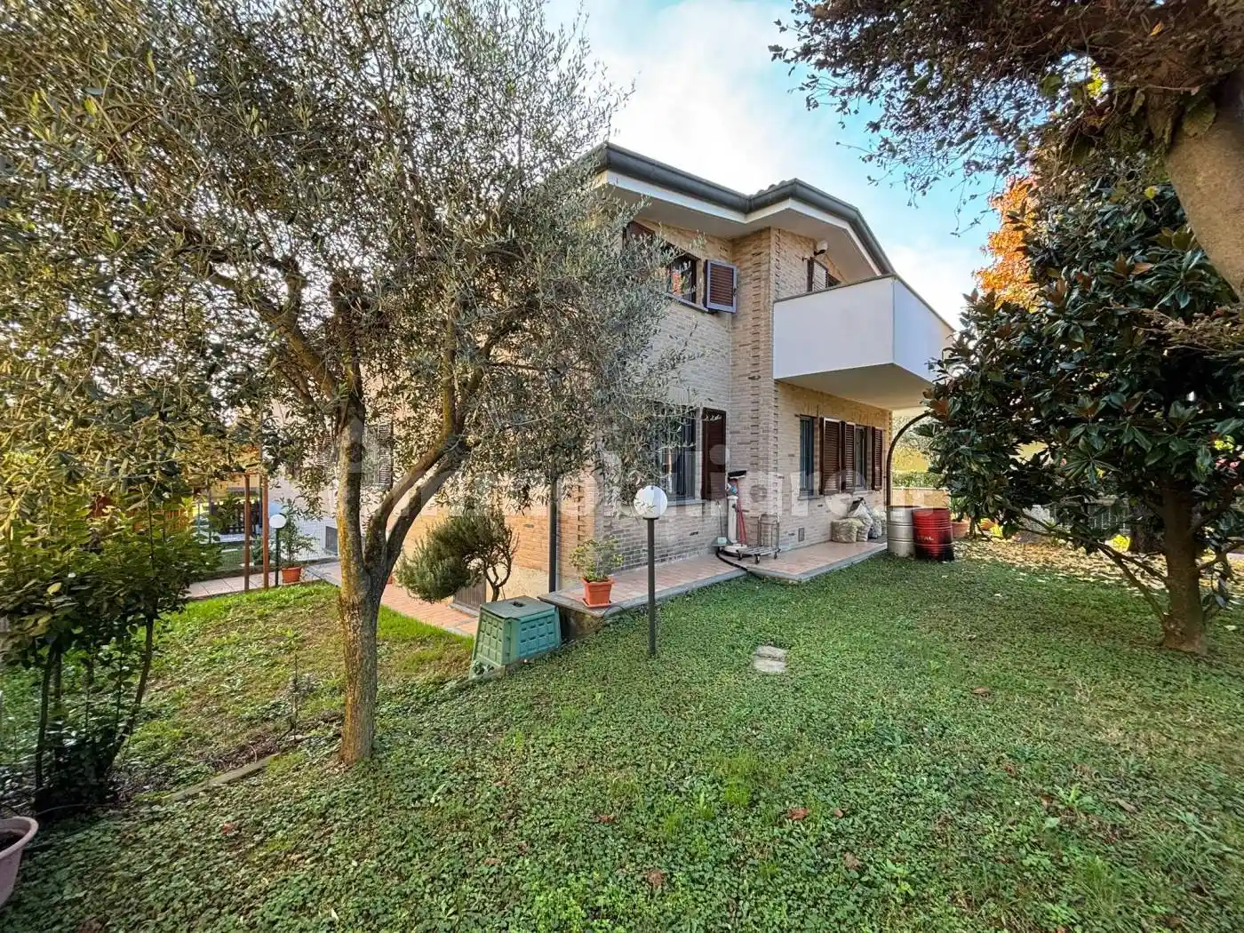 Villa in vendita a Lazzate