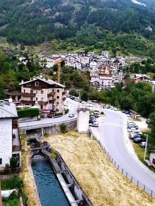 Appartamento in vendita a Chiesa in Valmalenco