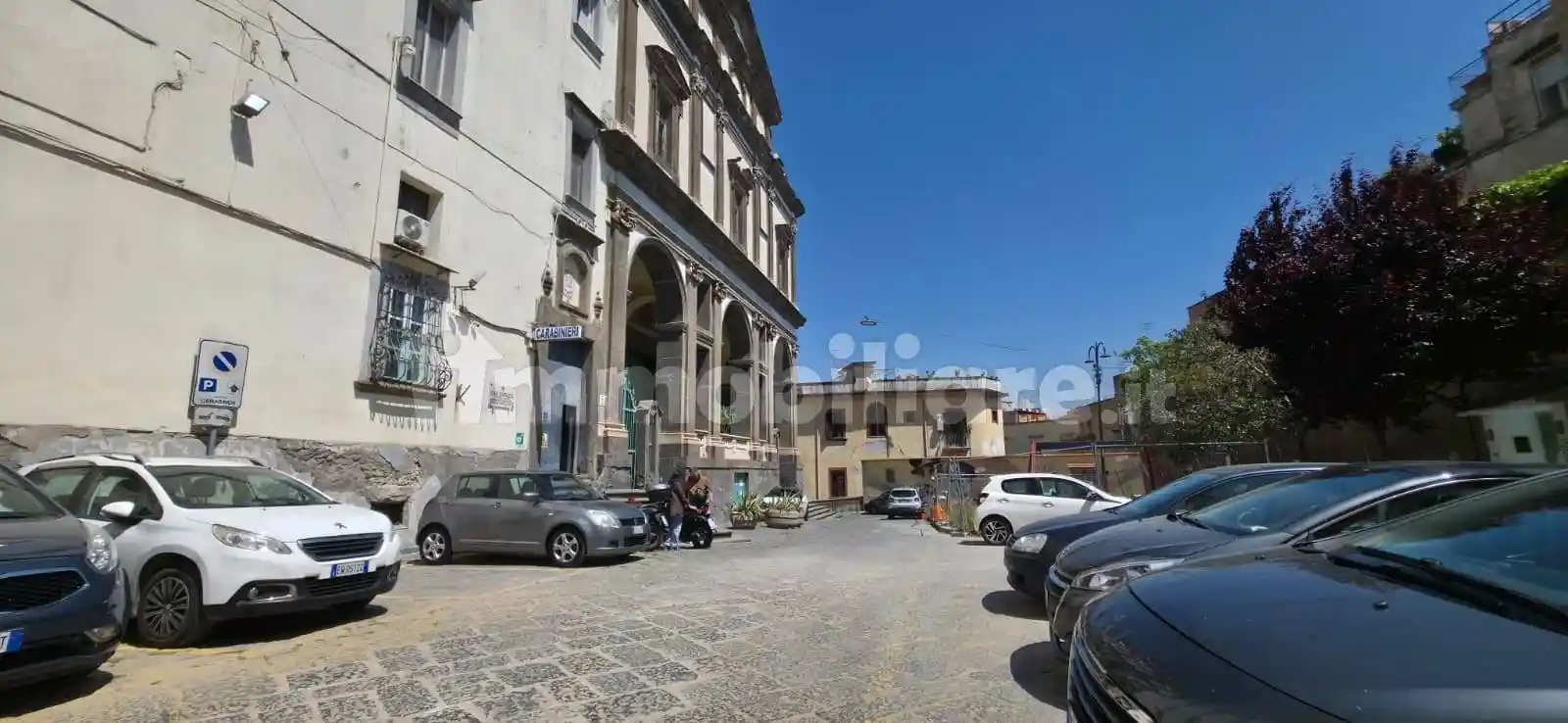 Appartamento in vendita a Napoli