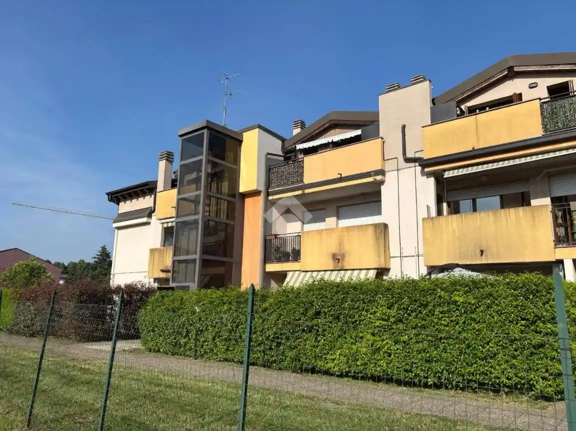 Appartamento in vendita a Limbiate