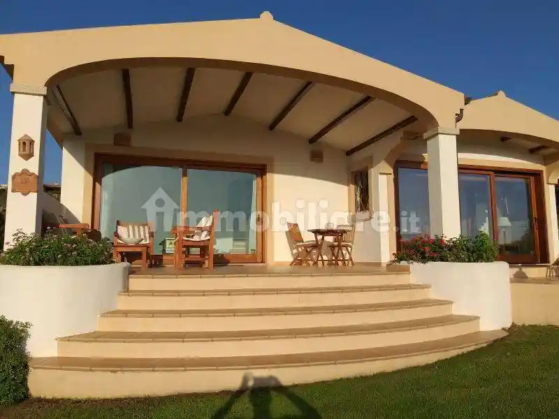 Villa in vendita a Santa Teresa Gallura