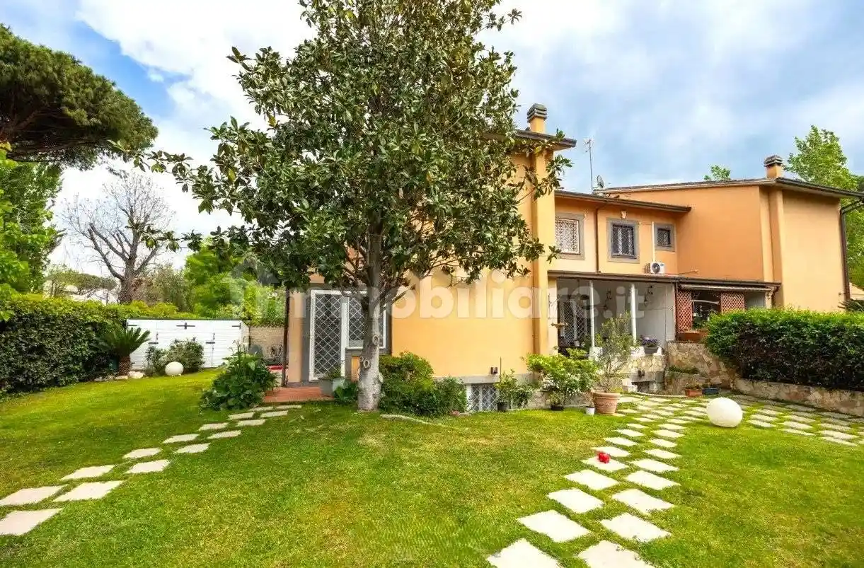 Villa in vendita a Roma