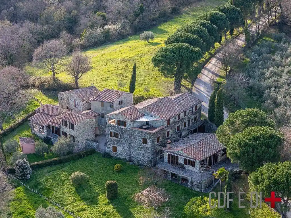 Rustico - Casale in vendita a Montieri