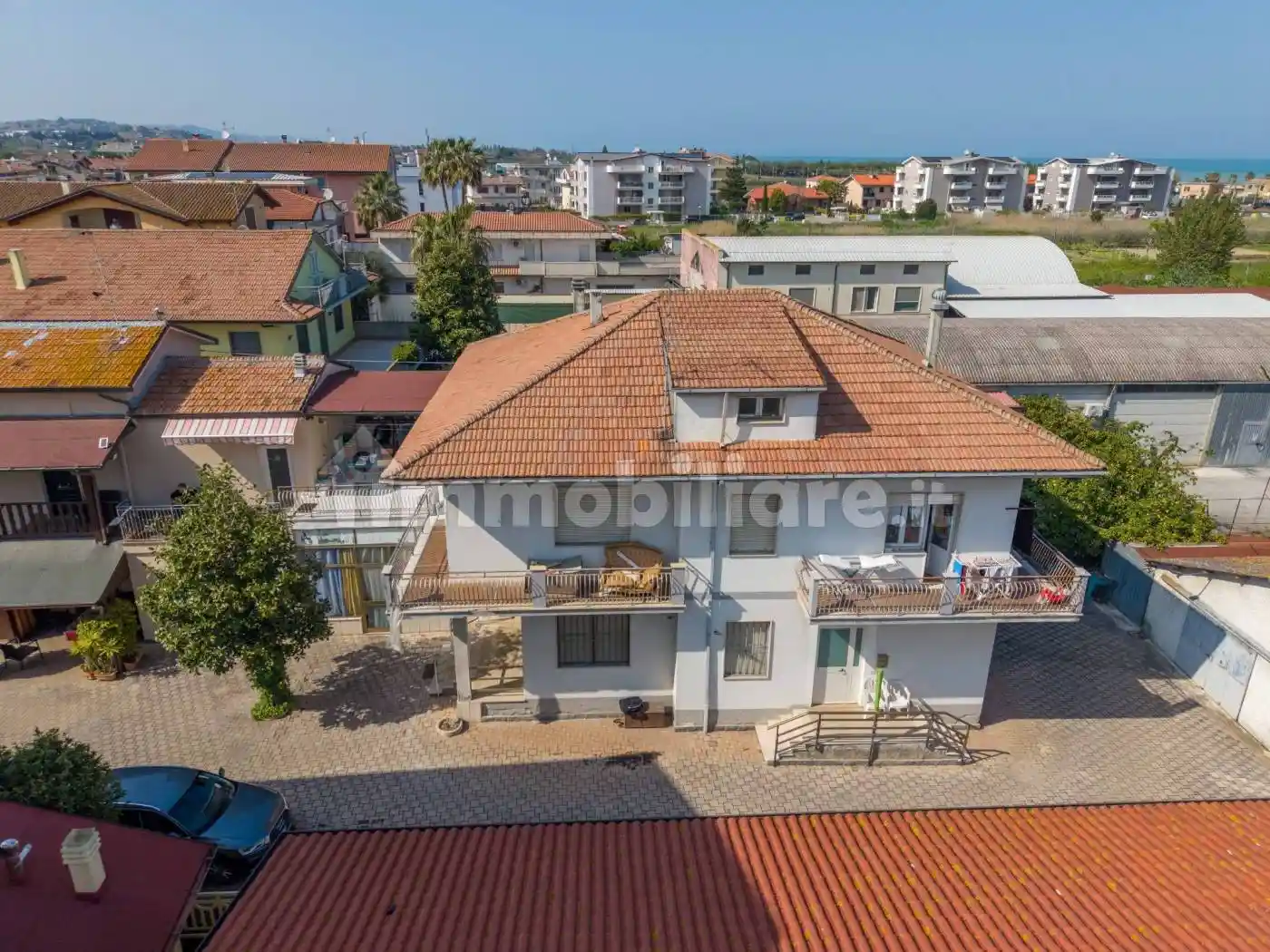 Casa indipendente in vendita a Roseto degli Abruzzi