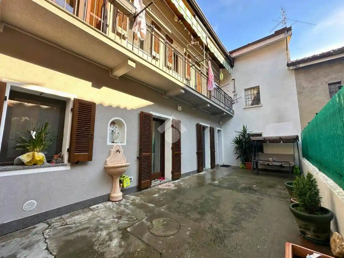 Casa indipendente in vendita a Santhià