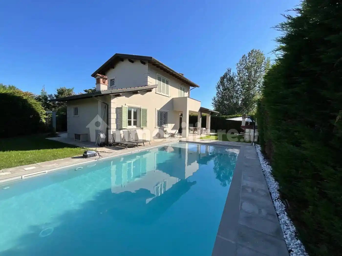 Villa in affitto a Pietrasanta