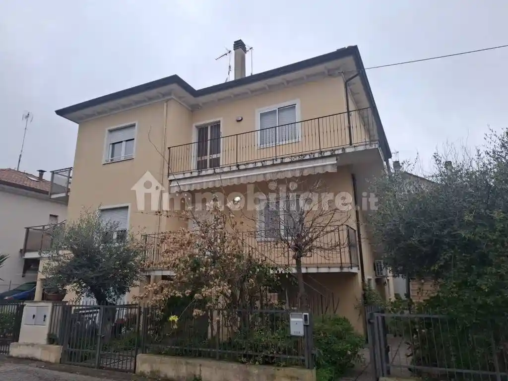 Villa in vendita a Riccione