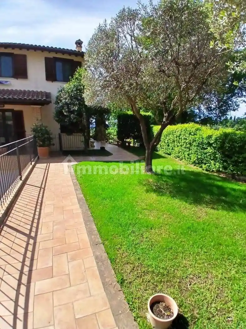Villa in vendita a San Gemini