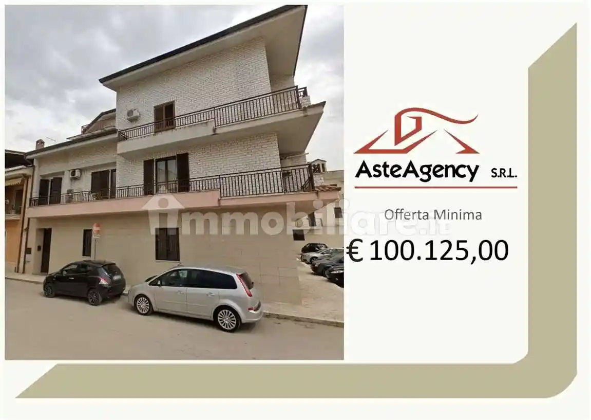 Appartamento in vendita a Stornara