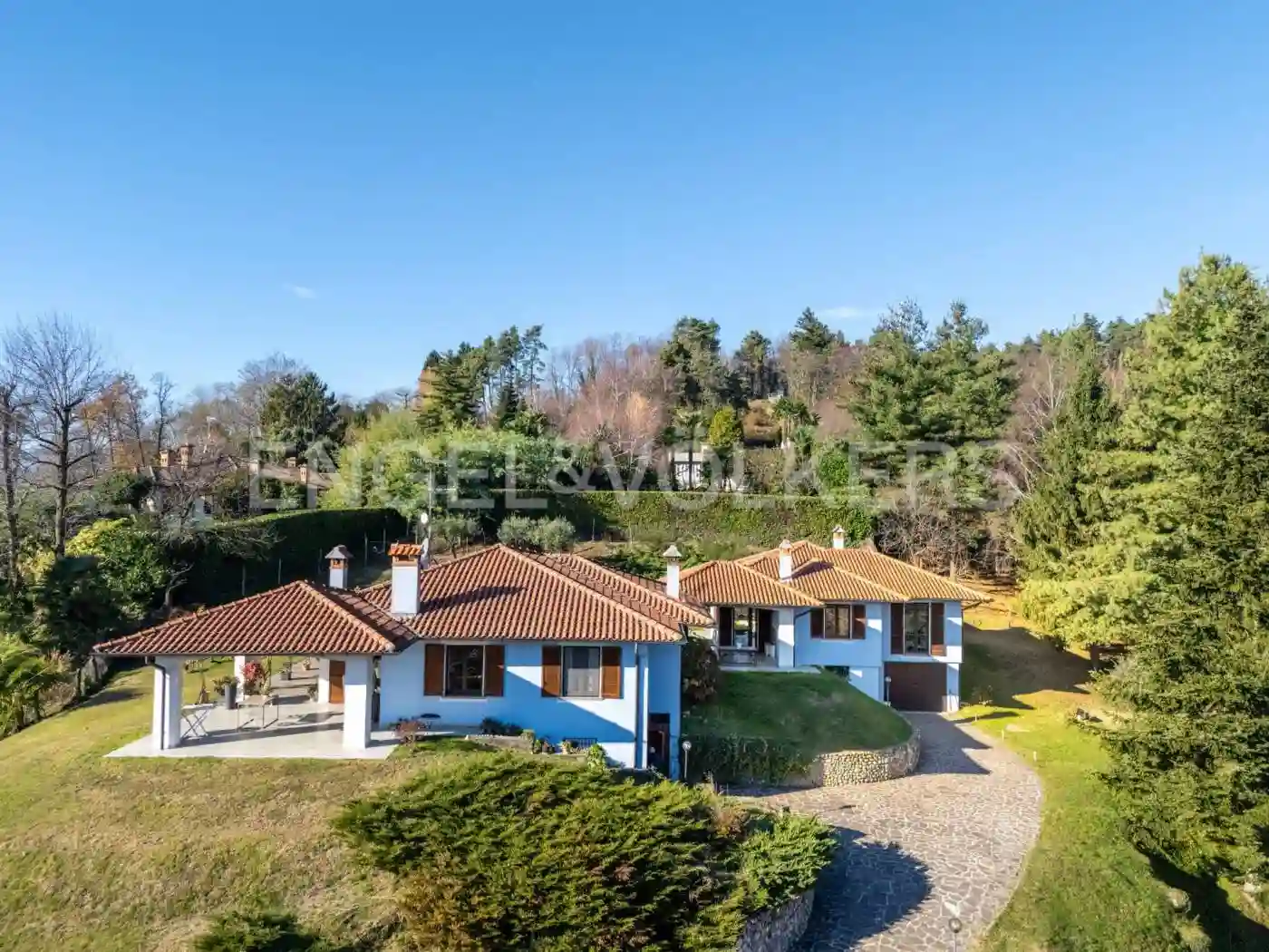 Villa - foto 2