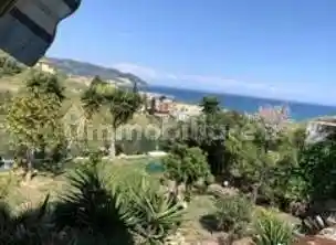 Appartamento in vendita a Diano Marina