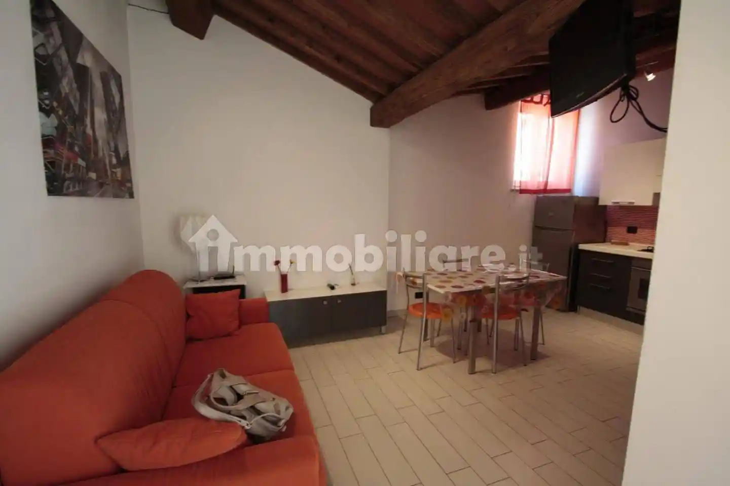 Appartamento in affitto a Lucca