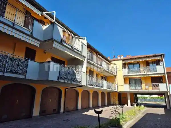 Appartamento in vendita a Capriate San Gervasio