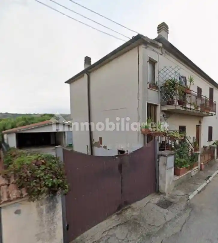 Appartamento in vendita a Roccastrada