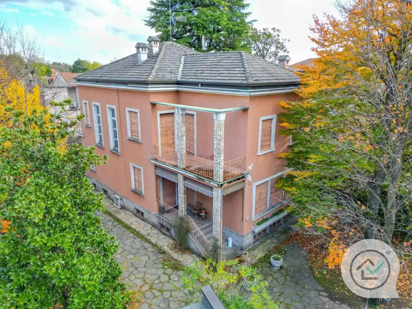 Villa in vendita a Busto Arsizio