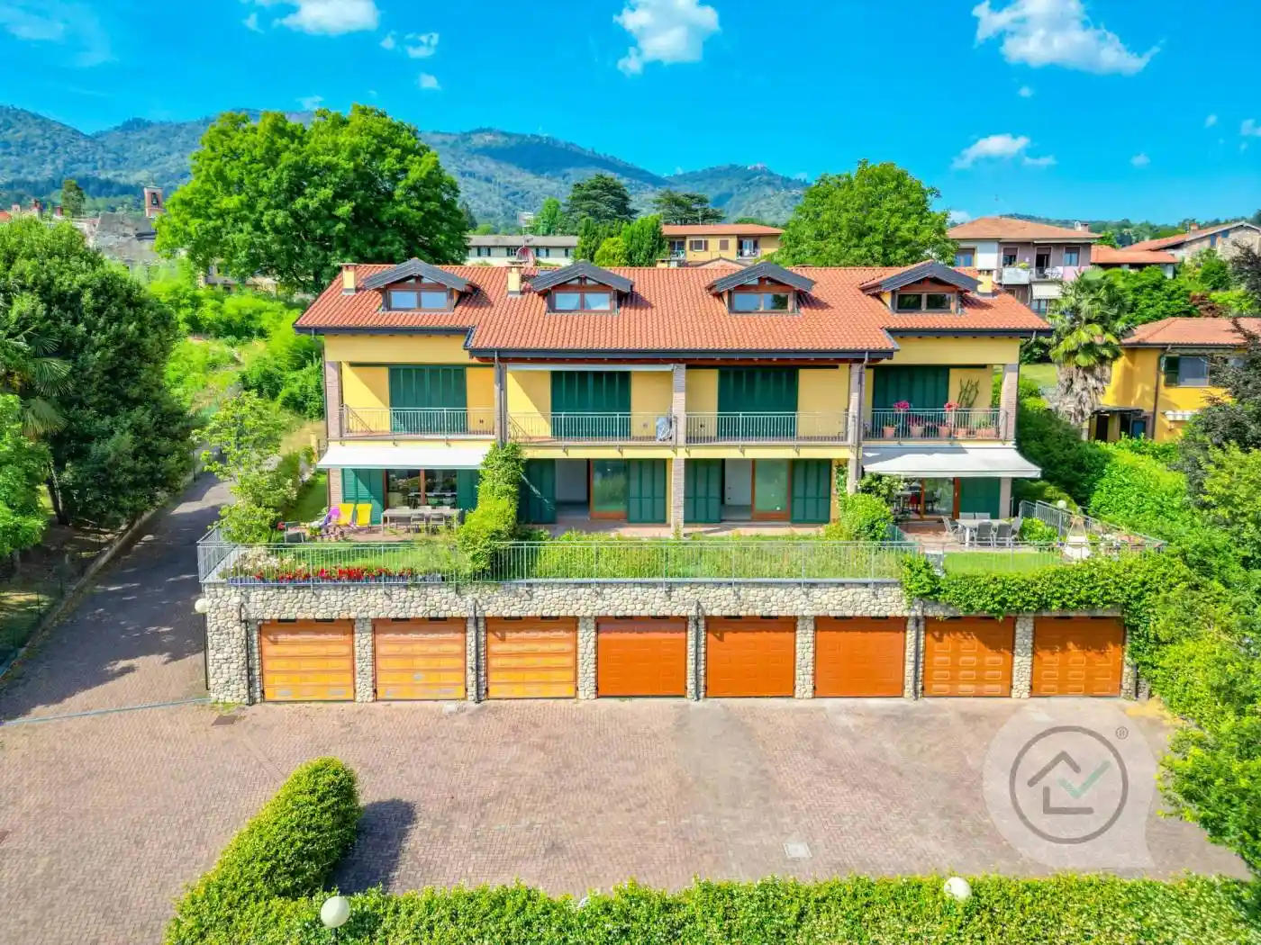 Appartamento in vendita a Barasso