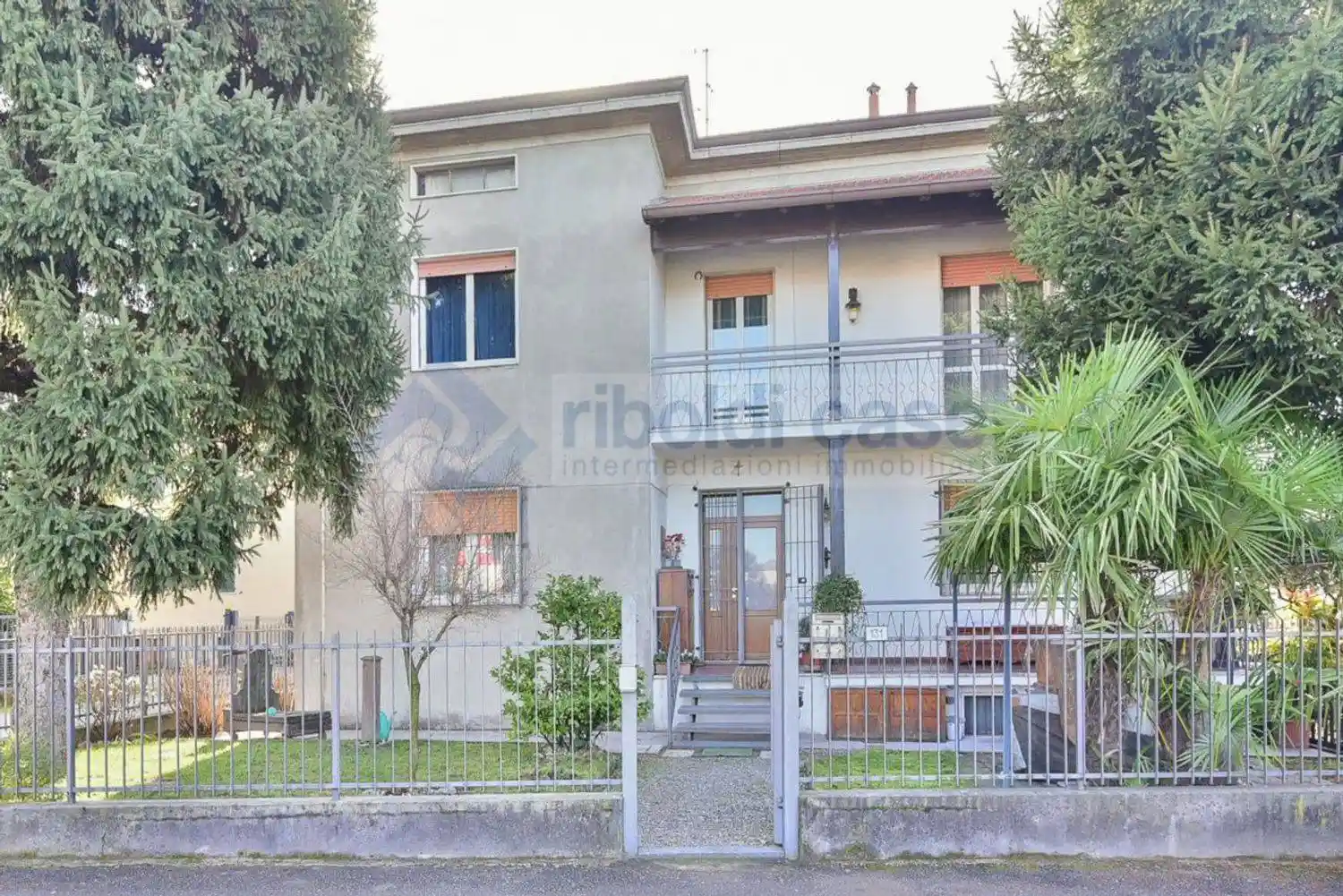 Appartamento in vendita a Verano Brianza