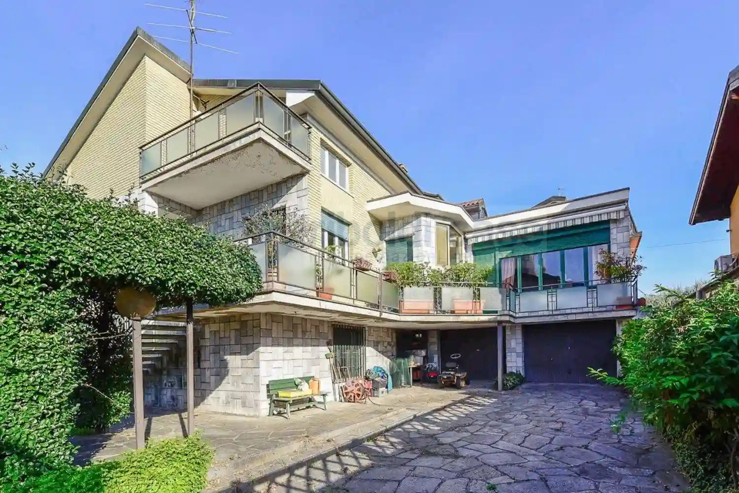 Villa - foto 2