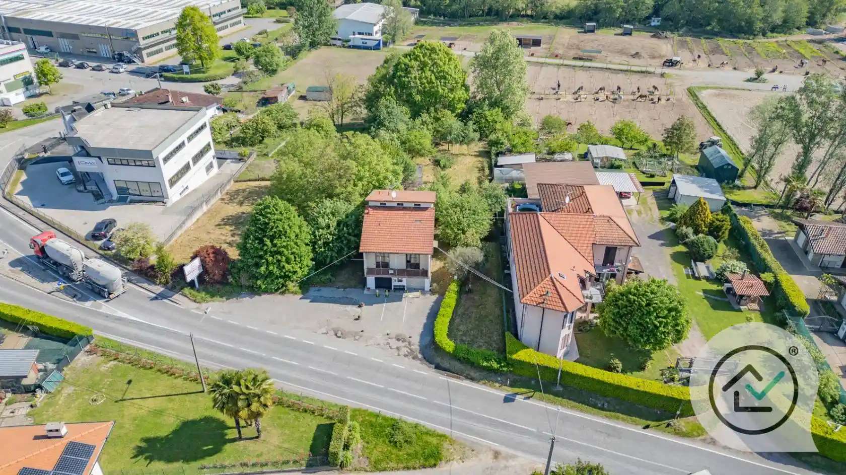 Casa indipendente in vendita a Besozzo