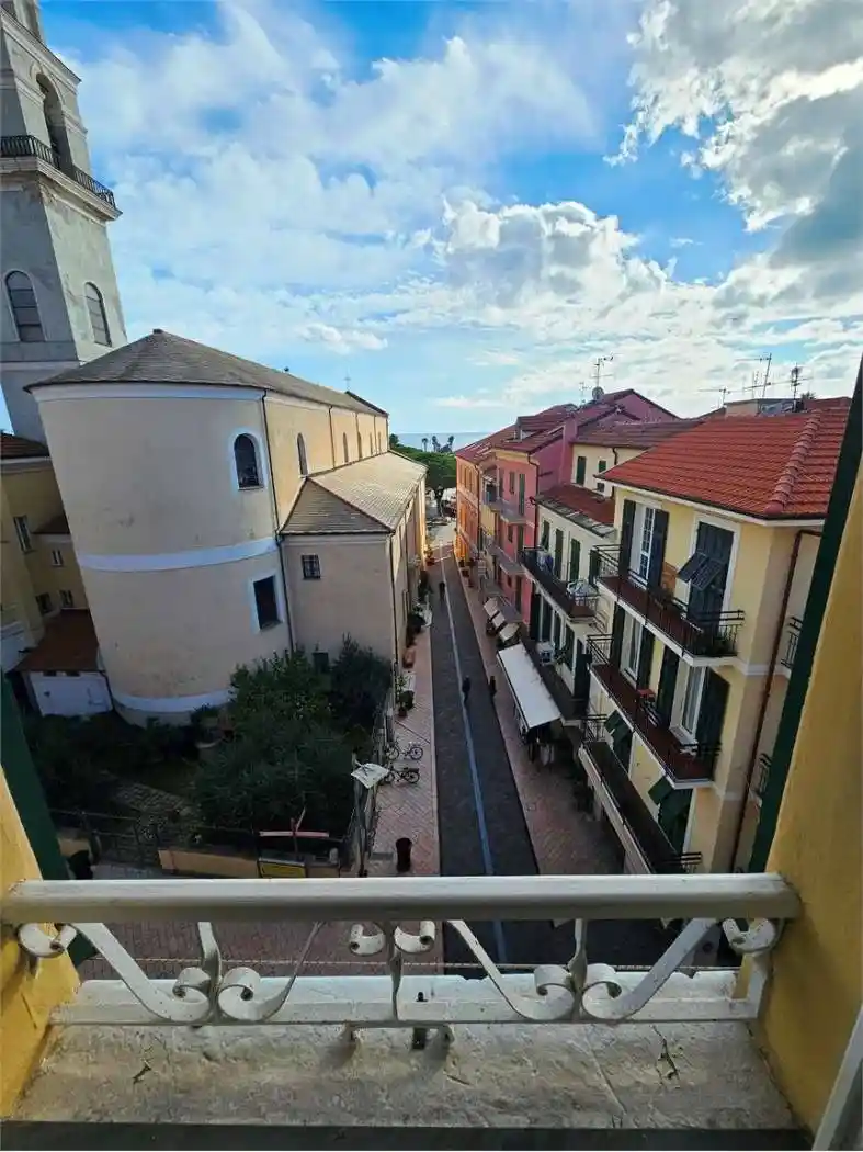 Appartamento in vendita a Diano Marina