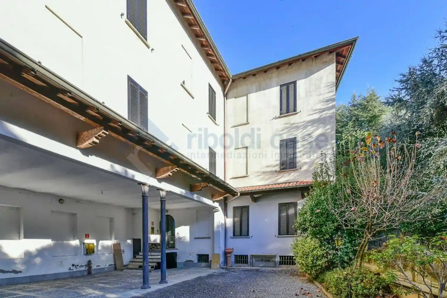Casa indipendente in vendita a Meda