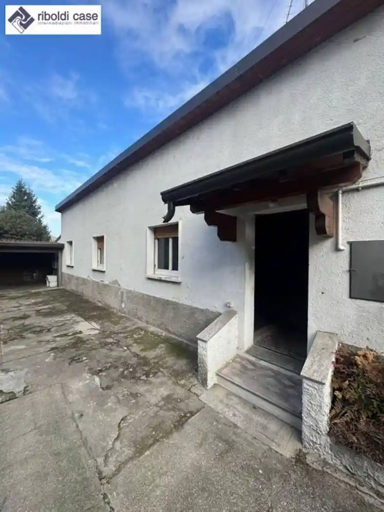 Casa indipendente in vendita a Meda