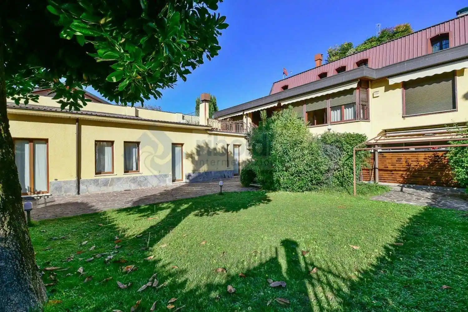 Villa in vendita a Seregno