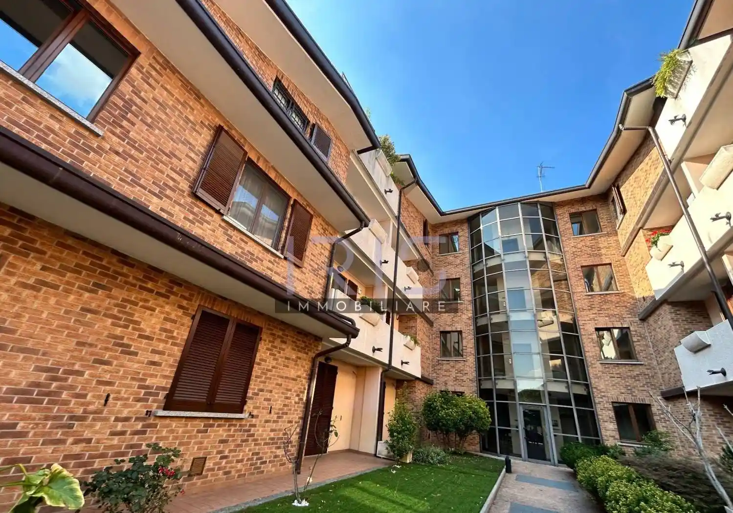 Appartamento in vendita a Seveso
