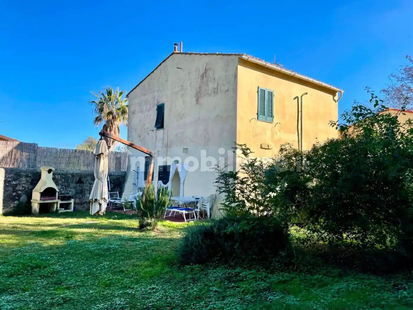 Villa in vendita a Campo nell'Elba