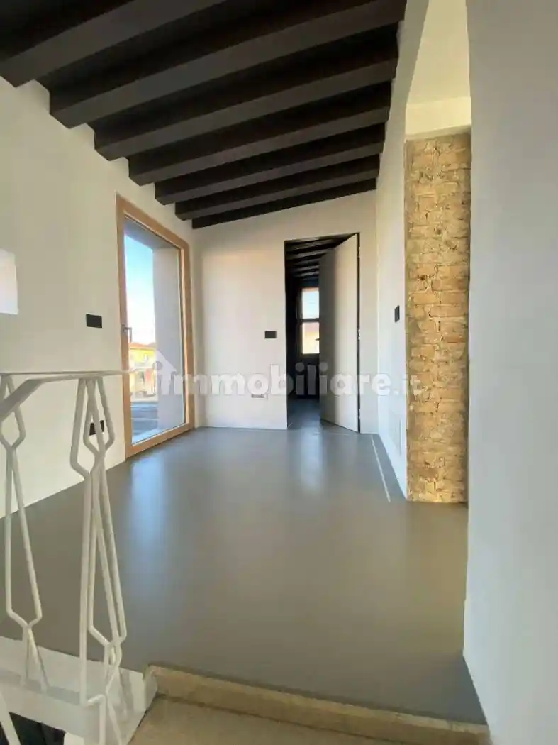 Villa in vendita a Rosà