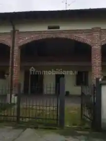 Villetta a schiera in vendita a Sesto ed Uniti