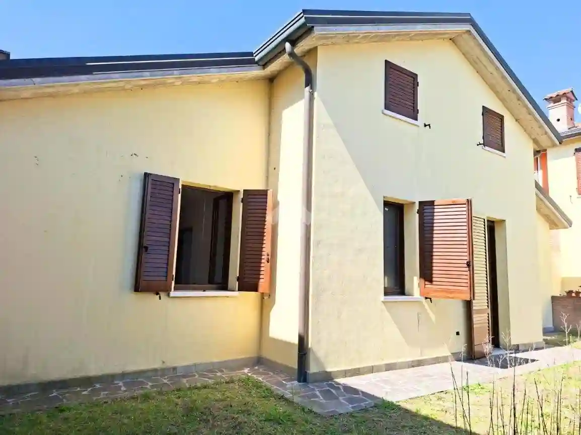 Villetta a schiera - foto 2